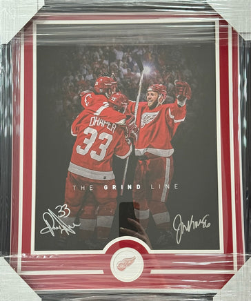 Joe Kocur and Kris Draper Autographed 16x20 Framed Detroit Red Wings Photo Beckett CoA.