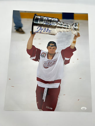 Darren McCarty Autographed 16x20 Detroit Red Wings Photo JSA CoA.