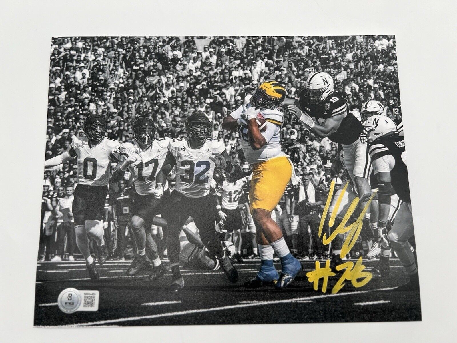 Kenneth Grant Signed 8x10 Michigan Wolverines BECKETT WITNESS COA