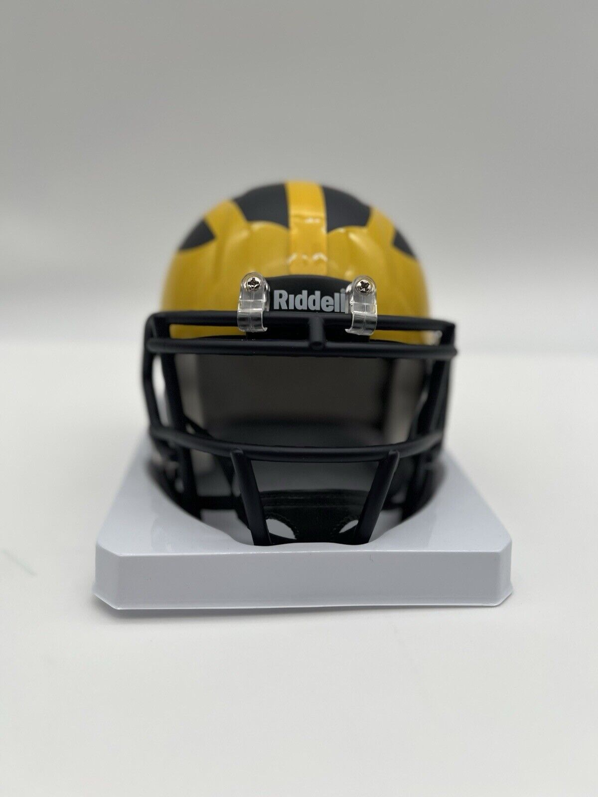 Colston Loveland Signed Michigan Wolverines Mini Helmet Natl Champs BECKETT