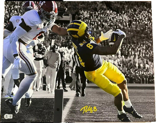 Tyler Morris Signed 8x10 Spotlight Michigan Wolverines BECKETT WITNESS 