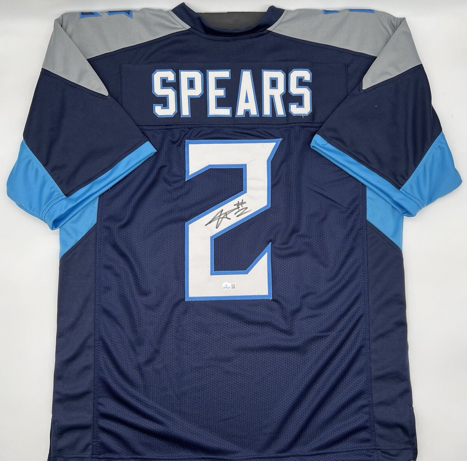 Tyjae Spears Autographed Tennessee Titans Cutom Jersery Beckett CoA