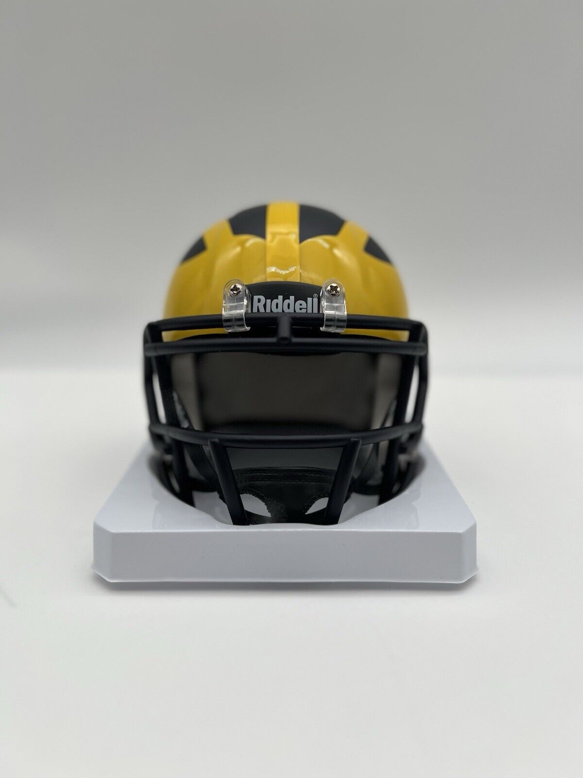 Colston Loveland Signed Michigan Wolverines Mini Helmet Natl Champs BECKETT