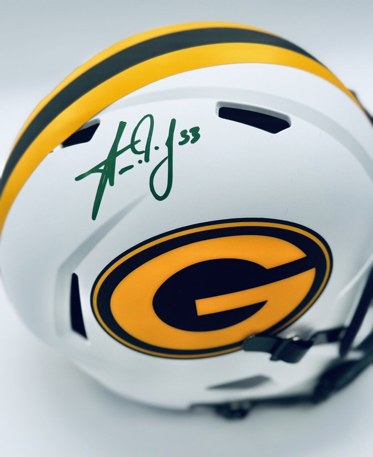 AARON JONES AUTOGRAPHED PACKERS LUNAR ECLIPSE FULL-SIZE HELMET BECKETT CoA