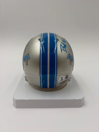 Brock Wright Autographed Detroit Lions Mini Football Helmet Beckett CoA.