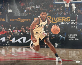 Marcus Sasser Autographed 16x20 Detroit Pistons Photo JSA CoA